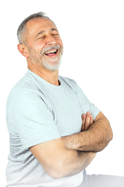 anciano-sonriente-ojos-cerrados